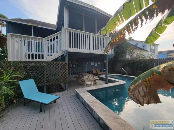 118 E Whiting St #A-b, South Padre Island, TX 78597