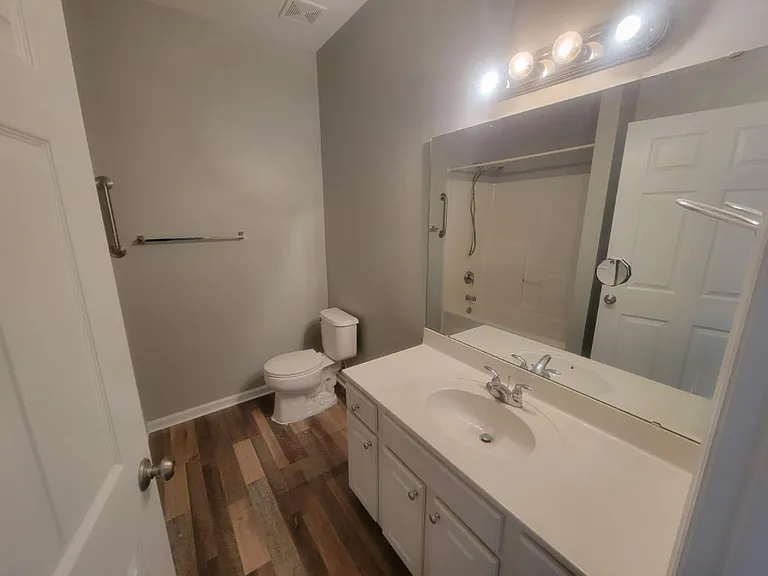 1013 Claret Ln — Photo 3