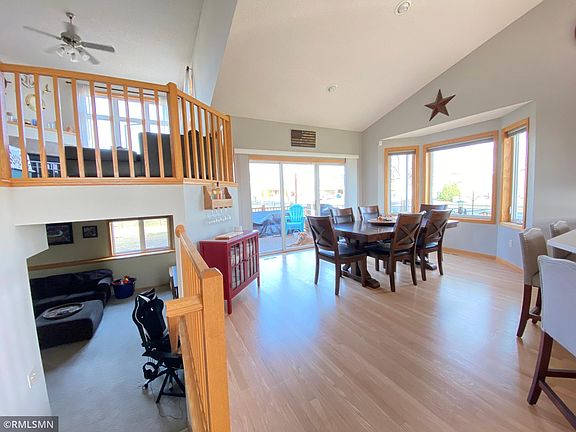 5th image of 18898 Dupont Way