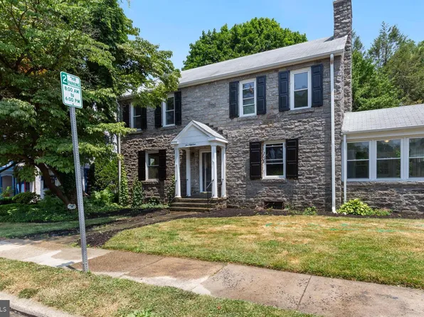 459 Fairfax Rd, Drexel Hill, PA 19026