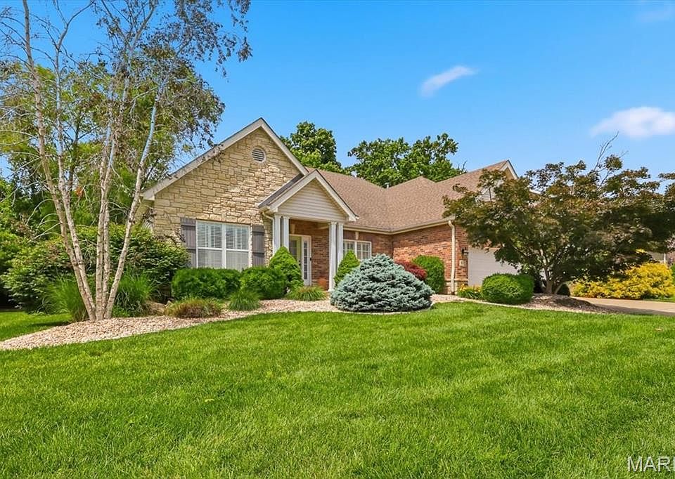 1st image of 5532 Wooded Creek Dr