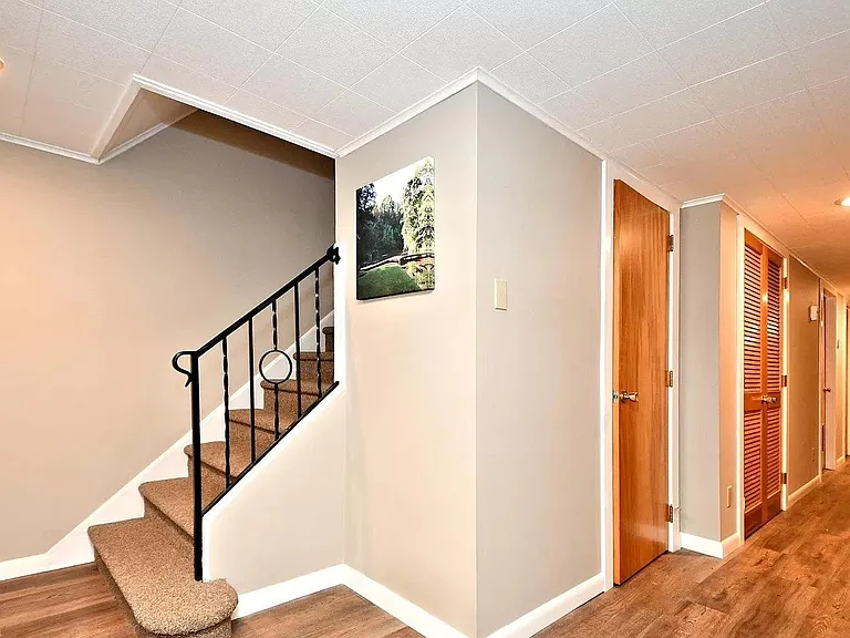 550 N Sanatoga Rd — Photo 7