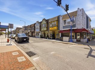 4 Gay St APT B, Phoenixville, PA 19460