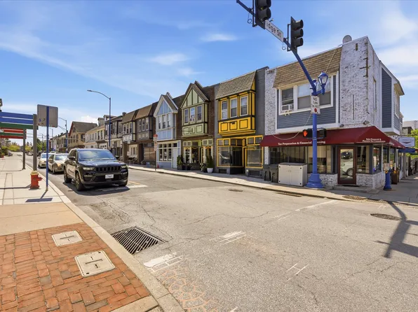 4 Gay St APT B, Phoenixville, PA 19460