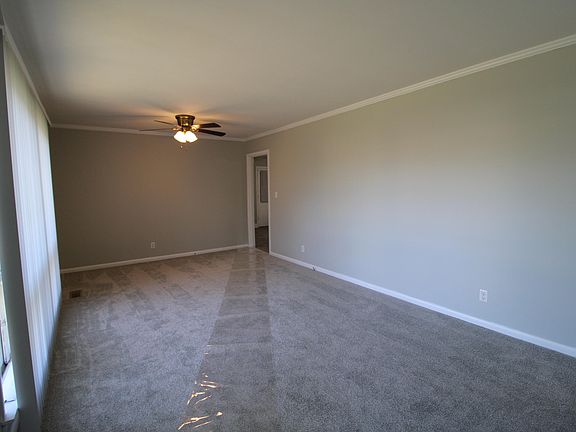 5th image of 1205 Echo Dr