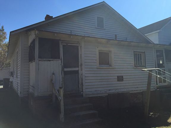 2nd image of 108 Tyson St