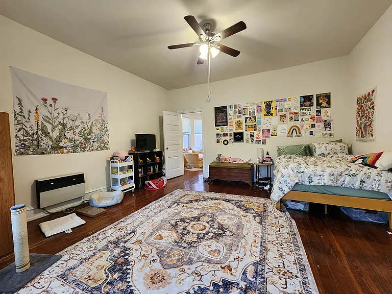 4222 Spruce St #2R — Photo 9