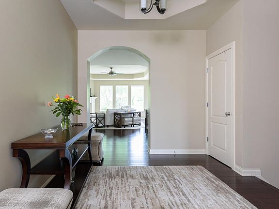 4th image of 3649 Whicker Pointe