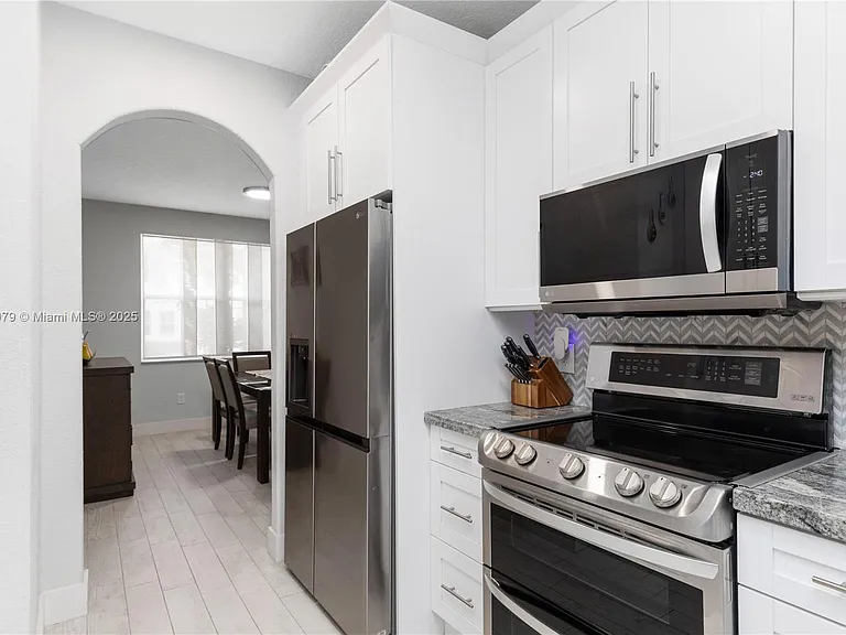 3864 SW 169th Ter — Photo 14