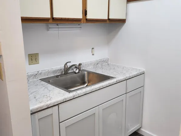 100 W Grove St, Burlington, WI