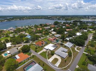 400 Park Blvd N, Venice, FL 34285