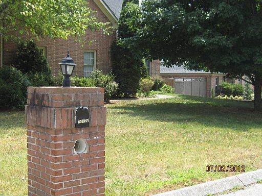 5th image of 10702 Eagle Glen Dr