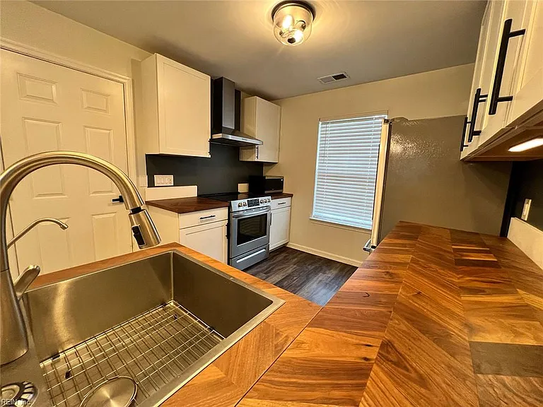 120 Misty Ridge Ln — Photo 22