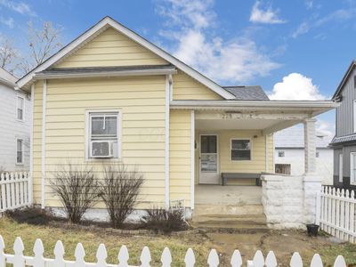 228 N Cedar St, Newark, OH, 43055