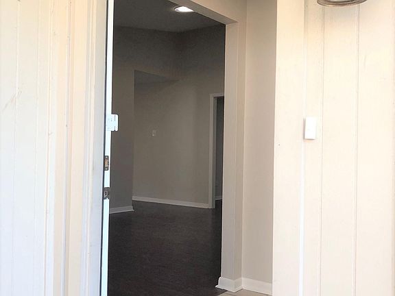 3rd image of 10628 Pagewood Dr