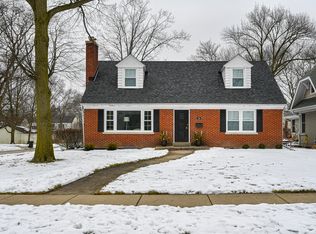 184 Forest Ave, Glen Ellyn, IL 60137