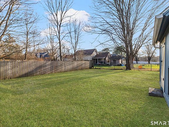 4th image of 25 Putnam Road