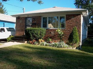 22 Kane Ave, Hempstead, NY 11550