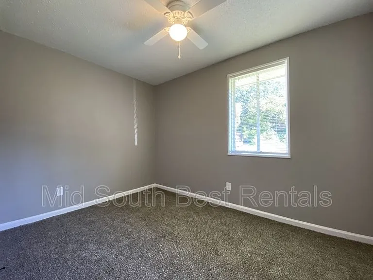 2769 Jolson Ave — Photo 6