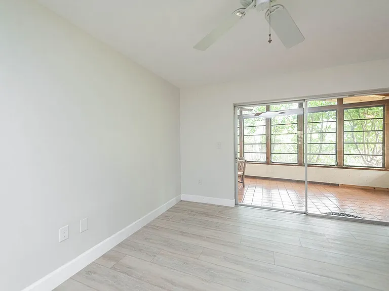 508 Poinsetta Blvd — Photo 26