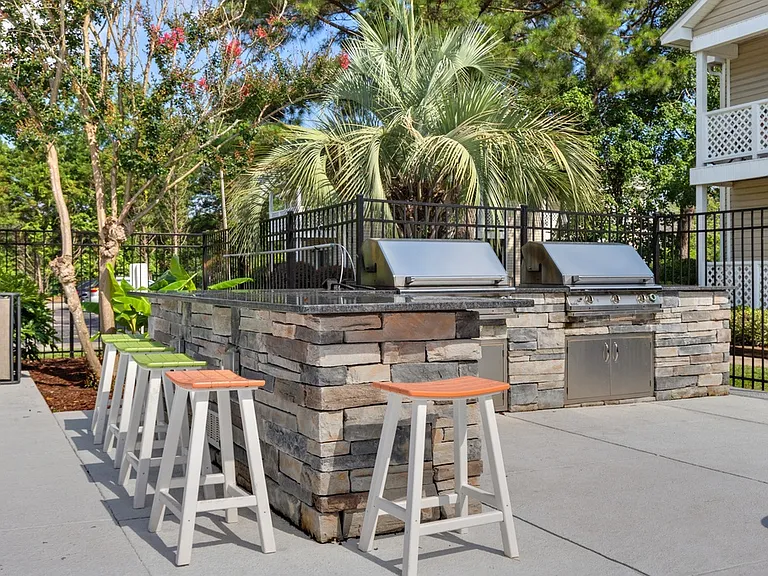 Cypress Pointe Apartment Homes — Photo 6