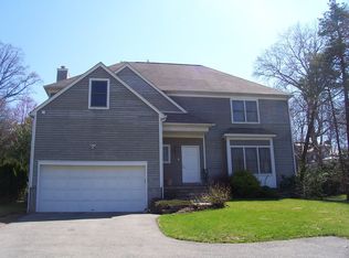 9 Weaver St, Scarsdale, NY 10583