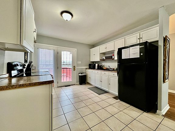 3rd image of 30 Royal Dr #2-52337121