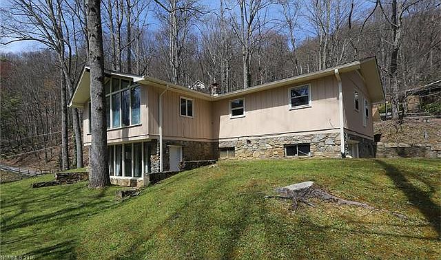 1st image of 198 Red Oak Dr