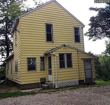 2nd image of 534 E 16th St