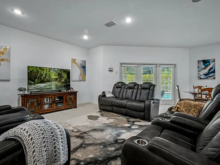 8216 SW 196th Court Rd — Photo 2