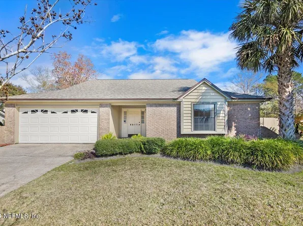 9977 GOSHAWK Drive E, Jacksonville, FL 32257