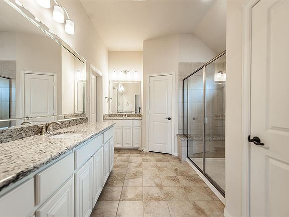 4th image of 287 Moorland Dr