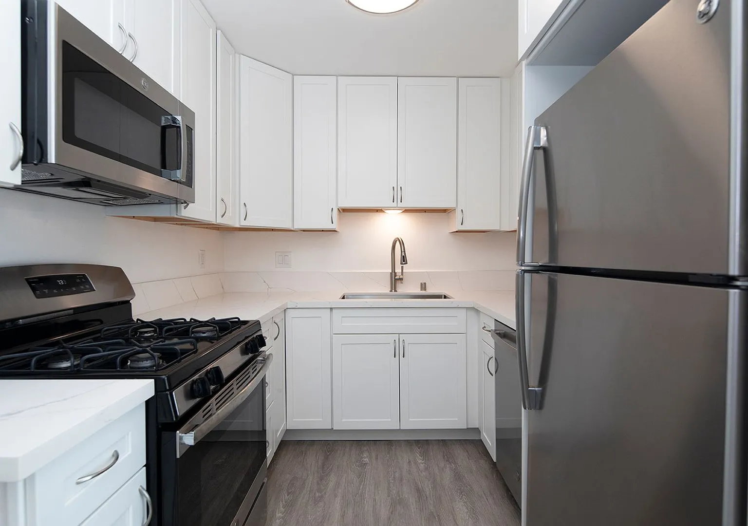 PR Talmadge Apartments — Photo 4