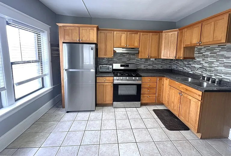 2 Raymond Ave #3C — Photo 1