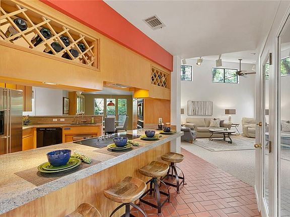 5th image of 3712 W Green Oaks Blvd