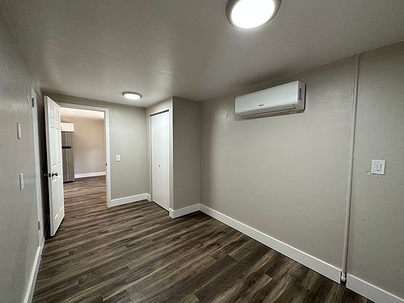 3rd image of 2625 E Copper St #5