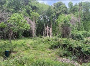 43 Craddock Neck Rd, Craddockville, VA 23341