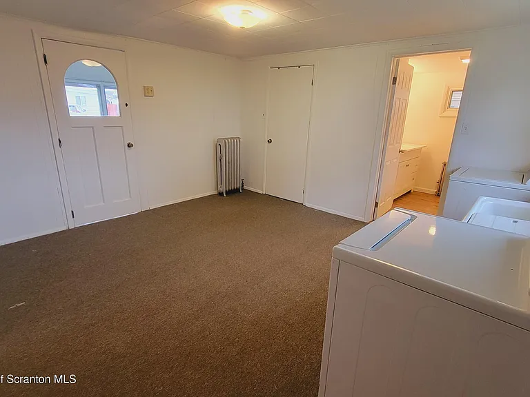 114 Dickson St — Photo 18