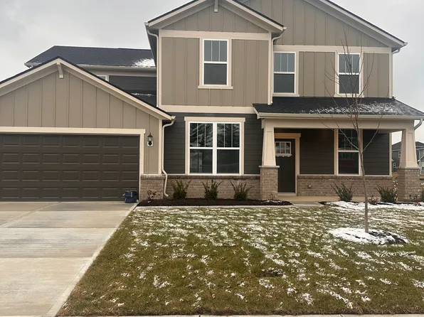 8434 Morgan Ln, Zionsville, IN 46077