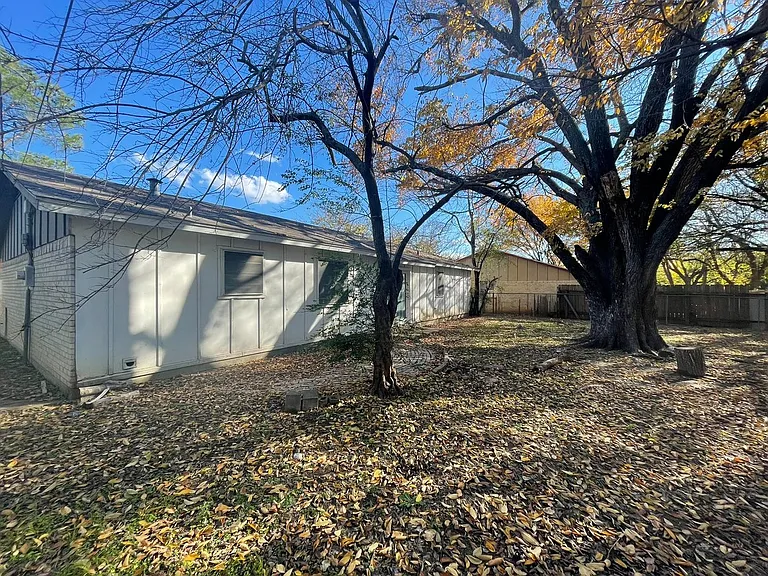 6840 Margaret Dr — Photo 10