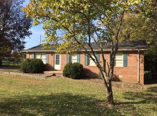 503 N Hillcrest Dr, Shelbyville, TN 37160