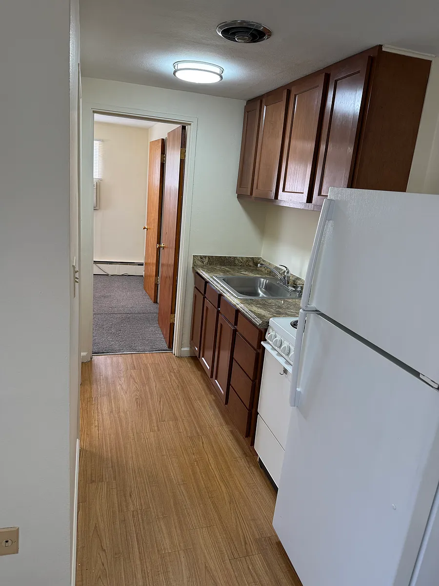 Building Photo - 4833 Lauderdale Dr #2