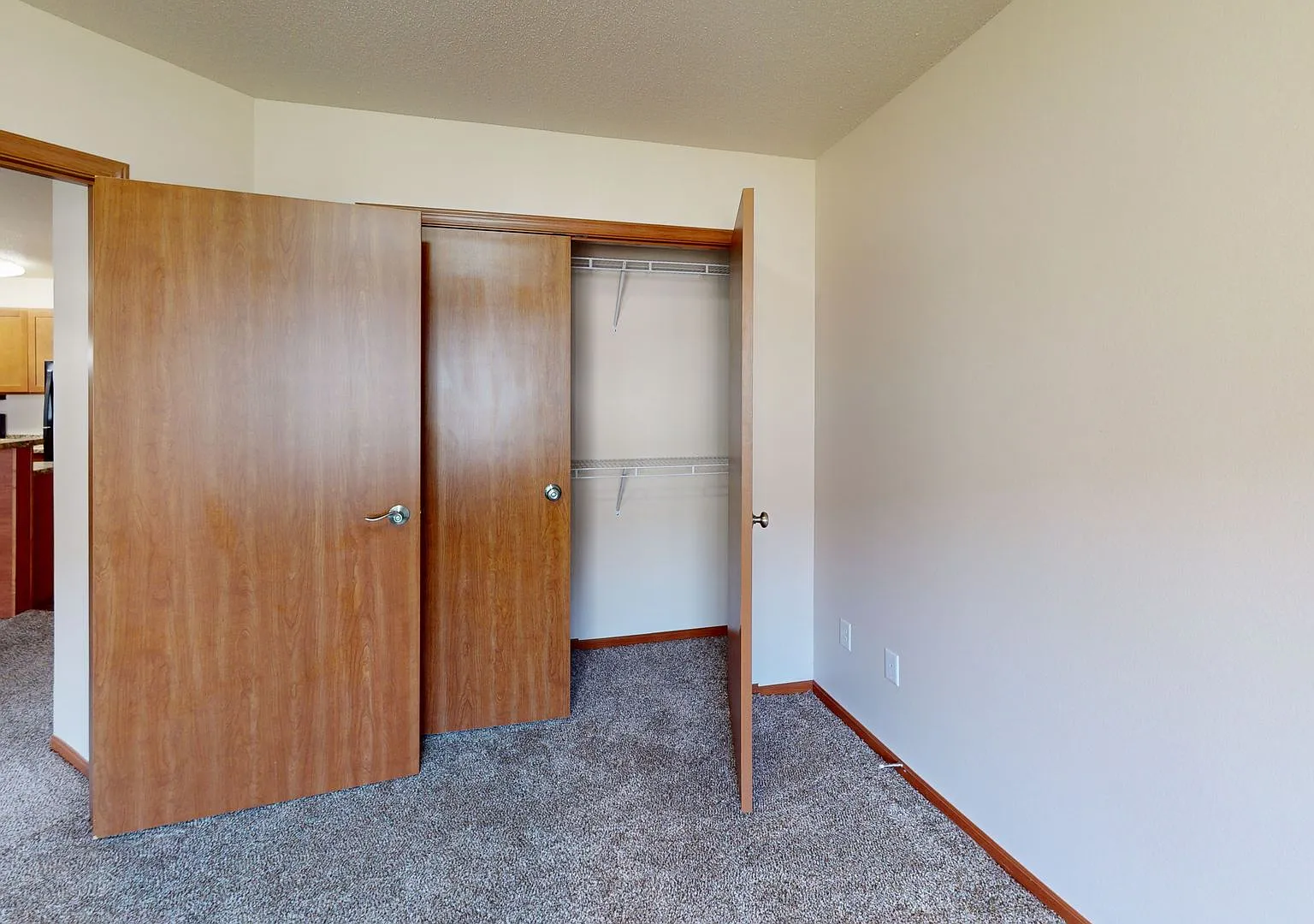 Southport Heights Apartments — Photo 3