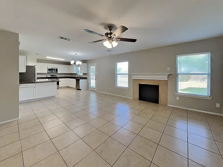 15610 Manorford Ct — Photo 2