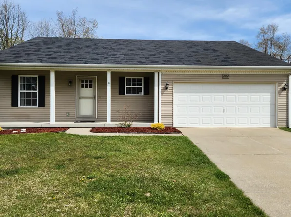 4594 Andover Woods Ct, Portage, MI 49024