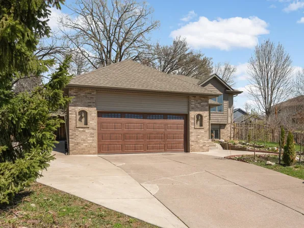 2916 Frank St, Saint Paul, MN 55109