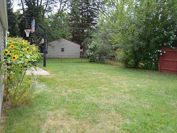 4th image of 516 Manchester Dr