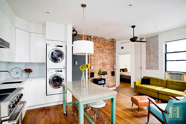 Sold by Halstead Real Estate | media 2