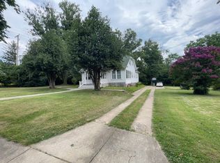 1 Overbrook Rd #B, Catonsville, MD 21228