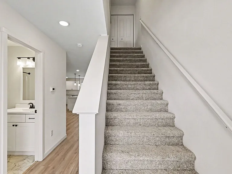 6126 Aurelius Rd — Photo 6